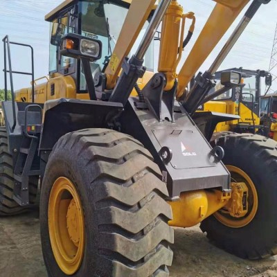 used 90% new Chinese LG956 wheel loader HOT SALE LIKE CAKES